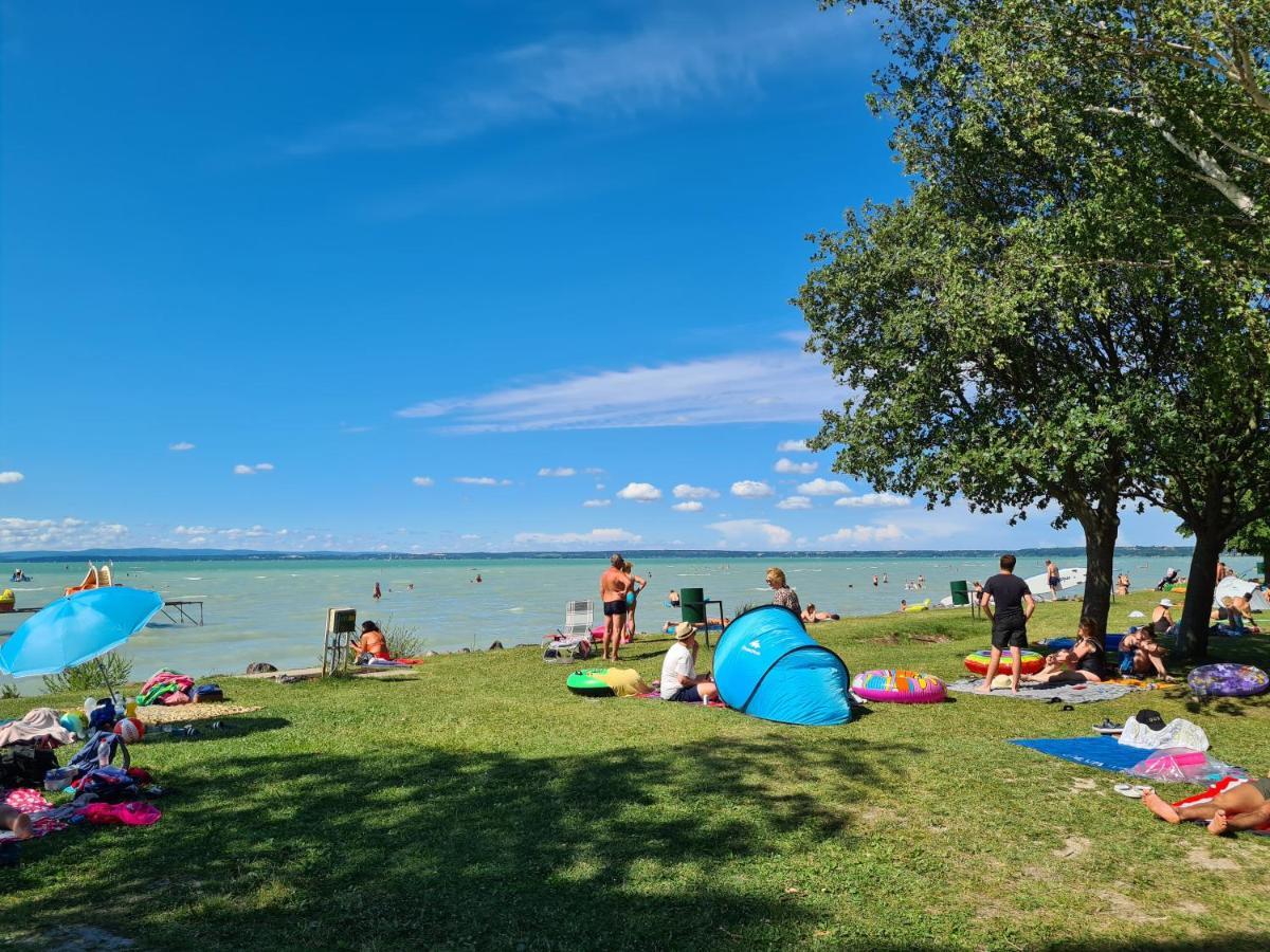 EDA Beach Apartman Siófok Exterior foto